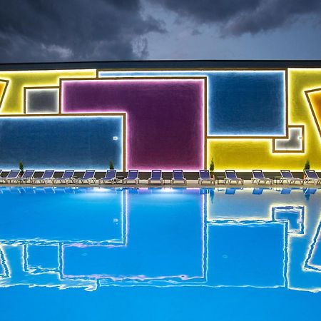 West Inn Georgia คูทายสิ ภายนอก รูปภาพ