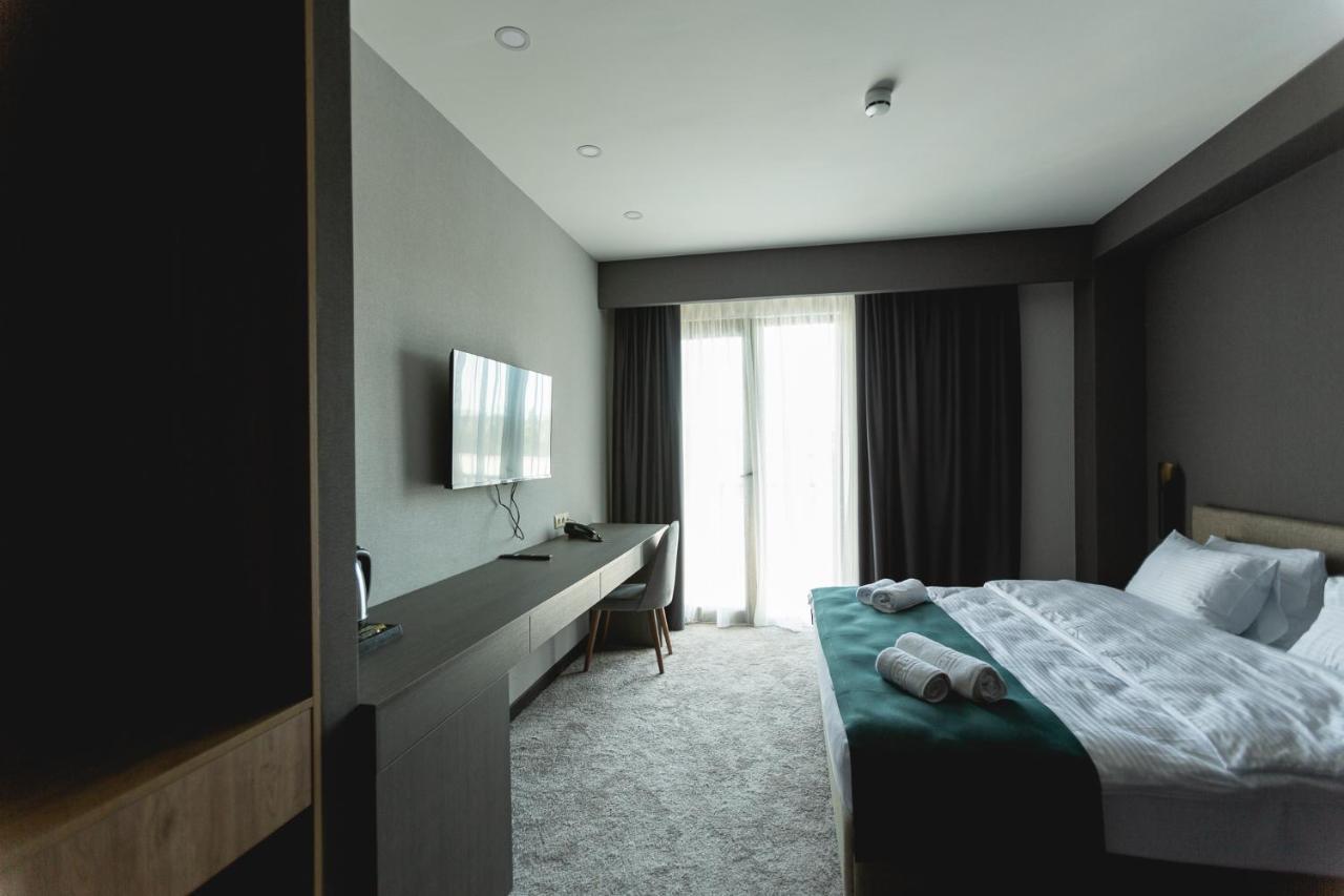 West Inn Georgia คูทายสิ ภายนอก รูปภาพ