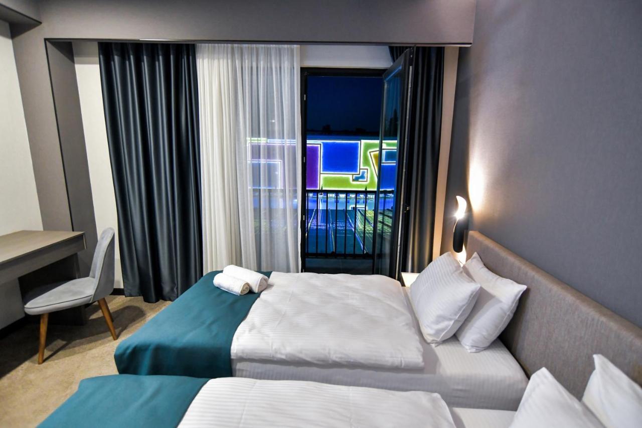 West Inn Georgia คูทายสิ ภายนอก รูปภาพ