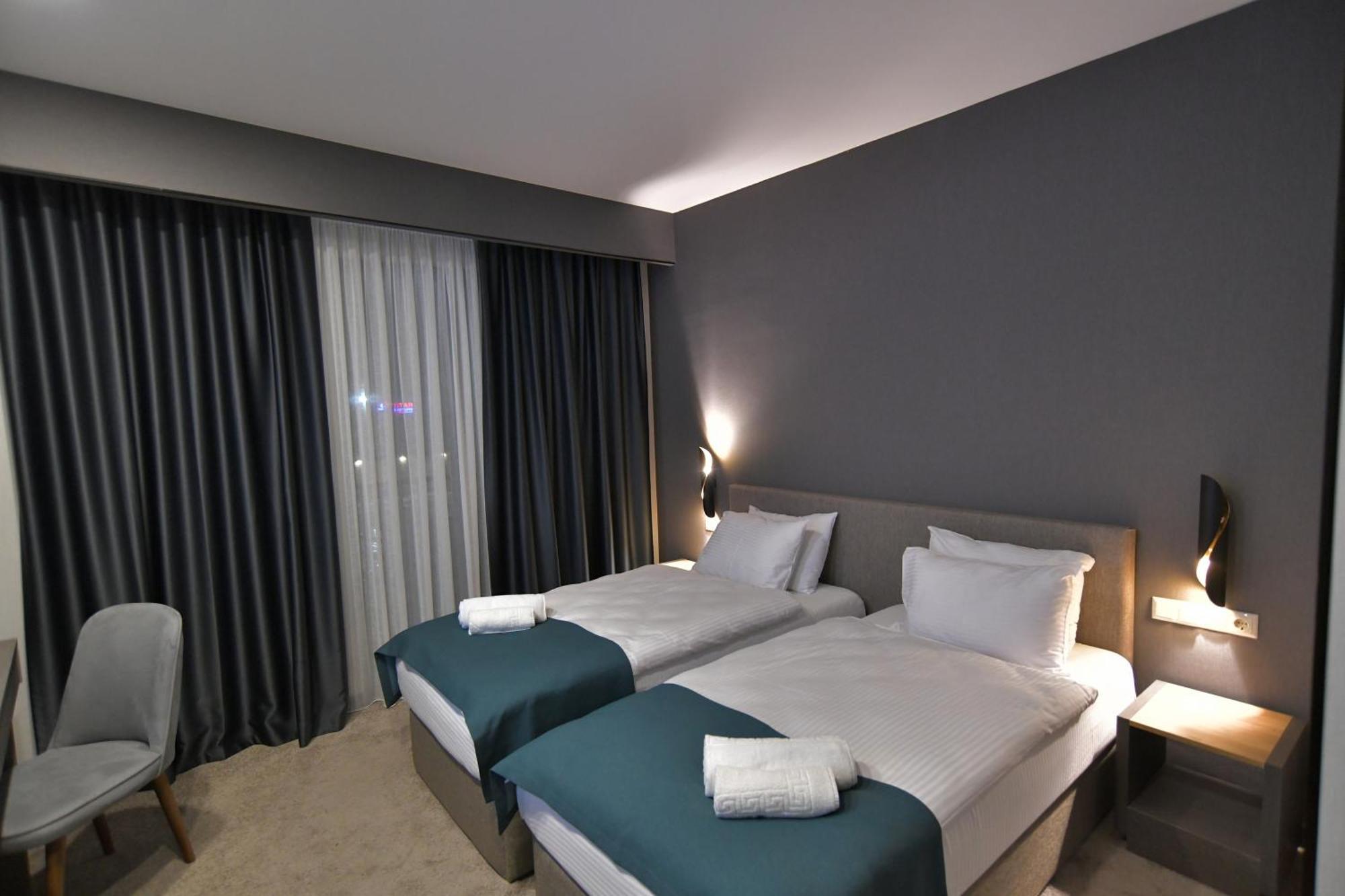 West Inn Georgia คูทายสิ ภายนอก รูปภาพ