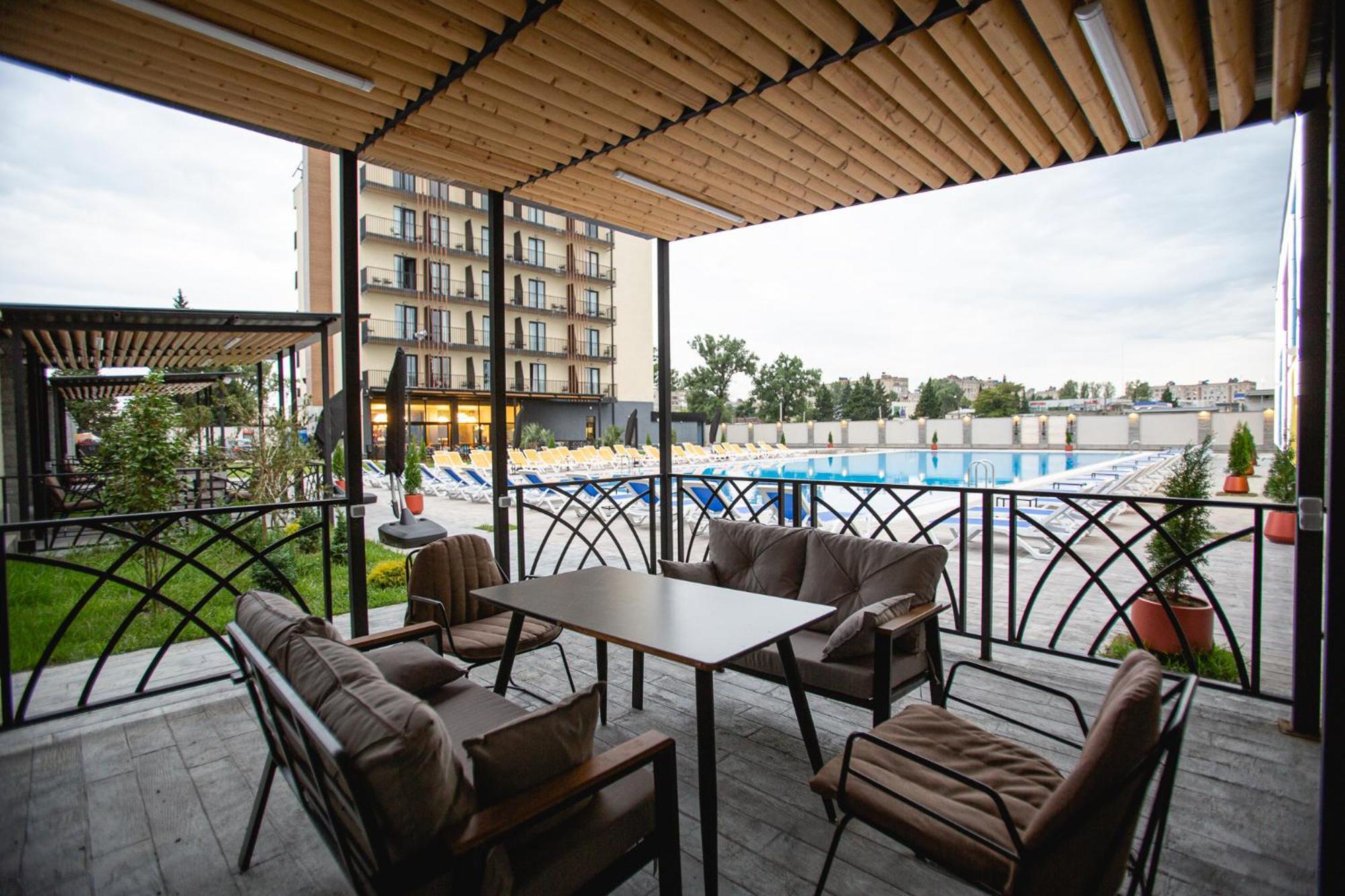 West Inn Georgia คูทายสิ ภายนอก รูปภาพ